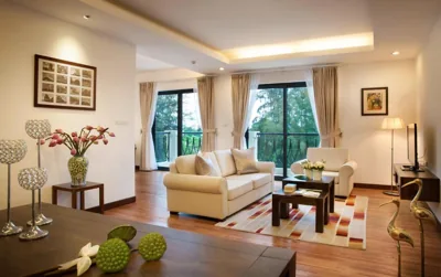 Appartamento con due camere da letto e balcone — Elegant Suites Westlake